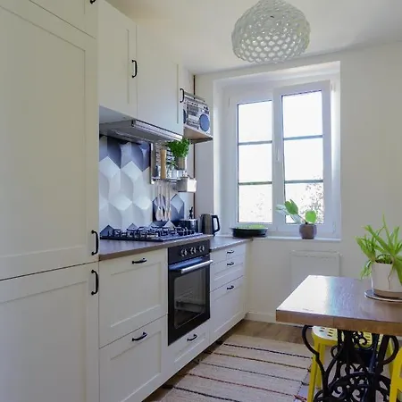Roomsy - Ksiezycowa Apartamento